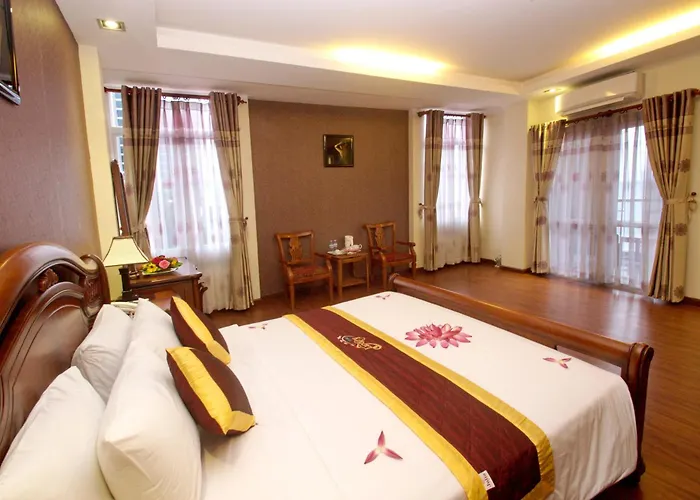 Luxury King Suite